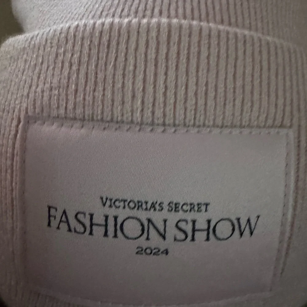 Victorias Secret beanie hat